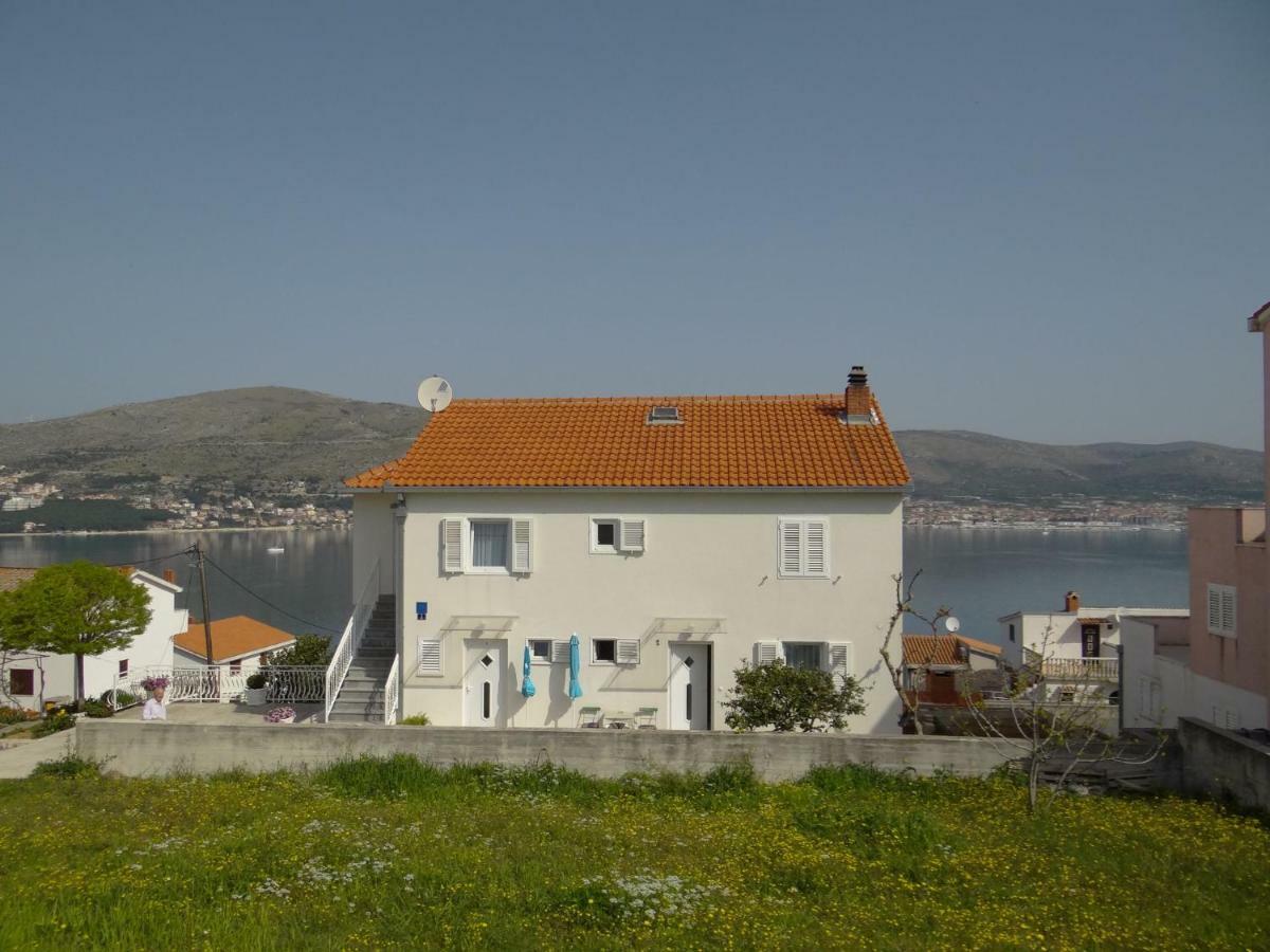 Apartments Tomislav - 120 M From Beach Donji Okrug  Exterior foto